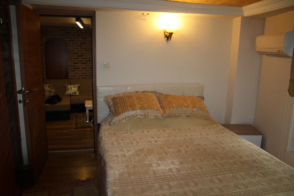 Coskun House Apartment อิสตันบูล ภายนอก รูปภาพ